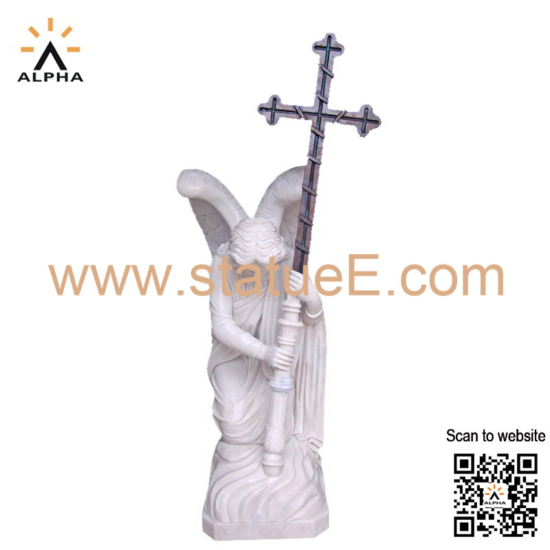 Kneeling angel statue